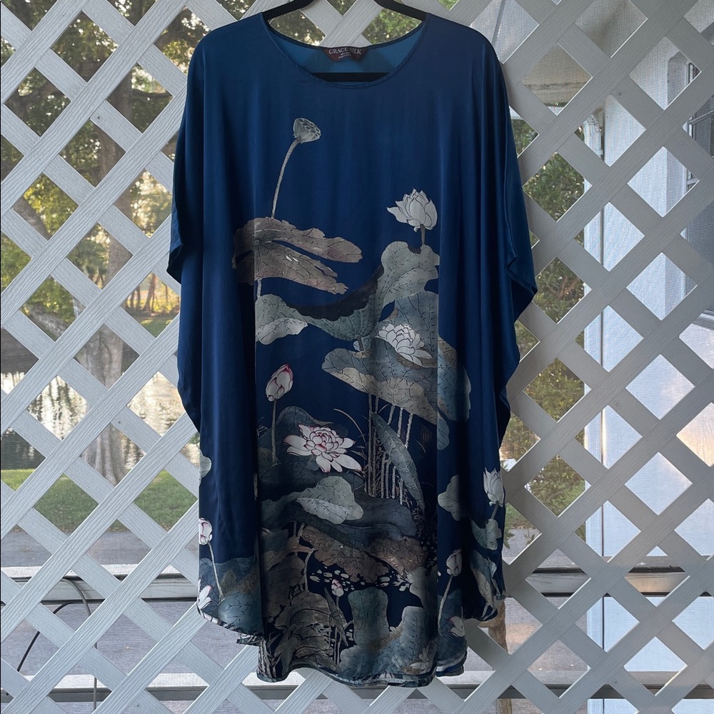 Grace Silk 100% Silk Caftan / Nightgown / Coverup - Picture 2 of 12